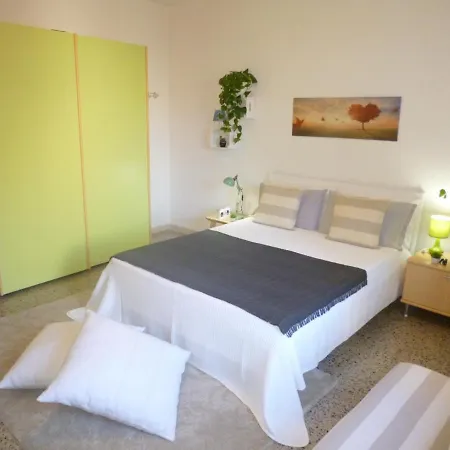 Ecoboutique House, Self Check-in - Free Car Parking *